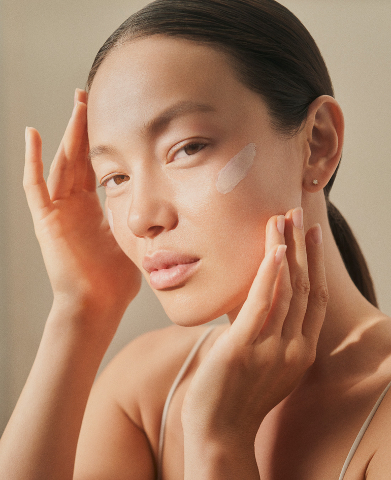 diamond spf 50 pa+++ oil-free brilliant sun protection