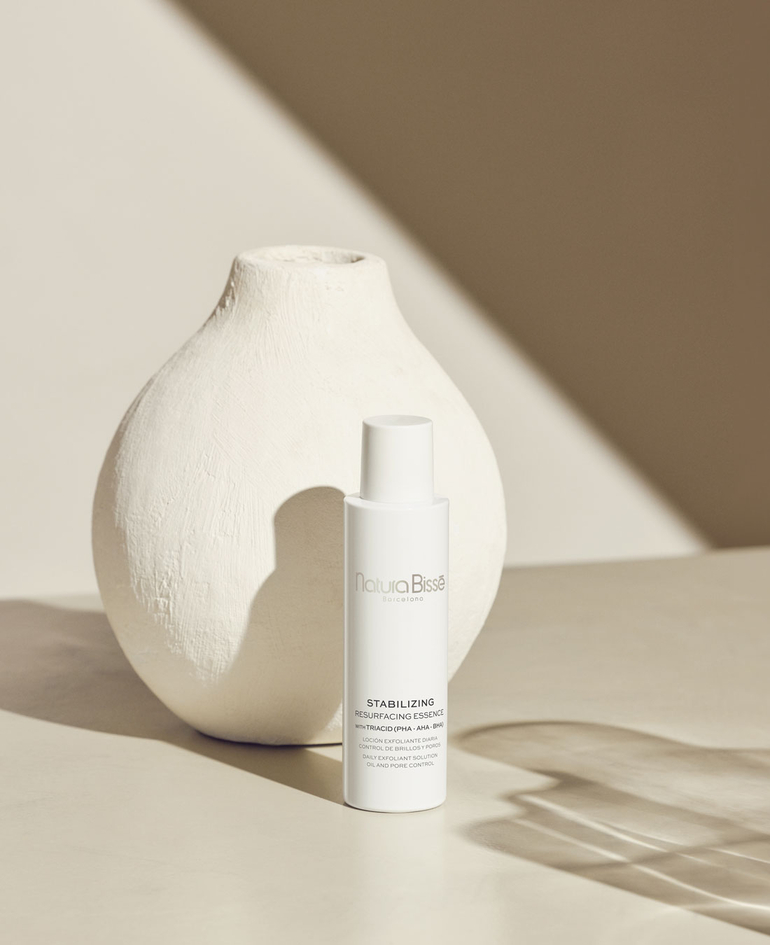 stabilizing resurfacing essence