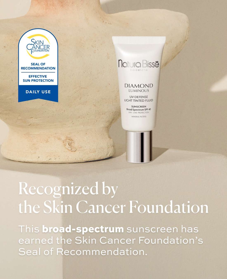 RECOGNIZED BY THE SKIN CANCER FOUNDATION This broad-spectrum sunscreen has earned the Skin Cancer Foundation’s Seal of Recommendation.