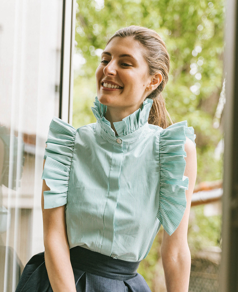 vitamin chic blouse turquoise - size s