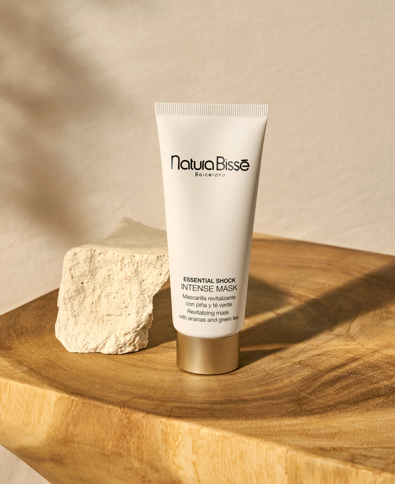 essential shock intense mask